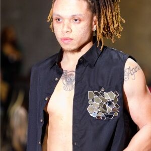 Mirror Button up  Black Sleeveless Shirt